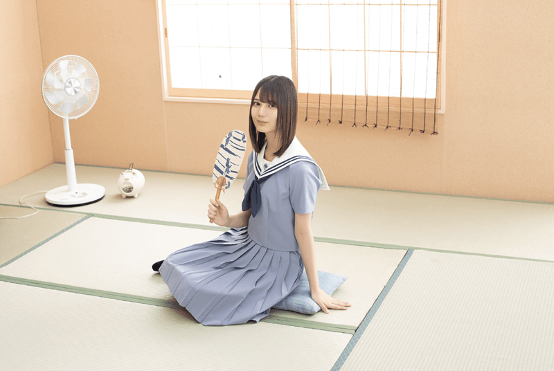 【始まりの夏(制服)】小坂菜緒のプロフィール画像