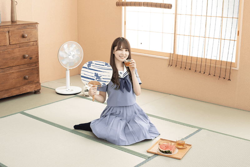 【始まりの夏(制服)】加藤史帆のプロフィール画像