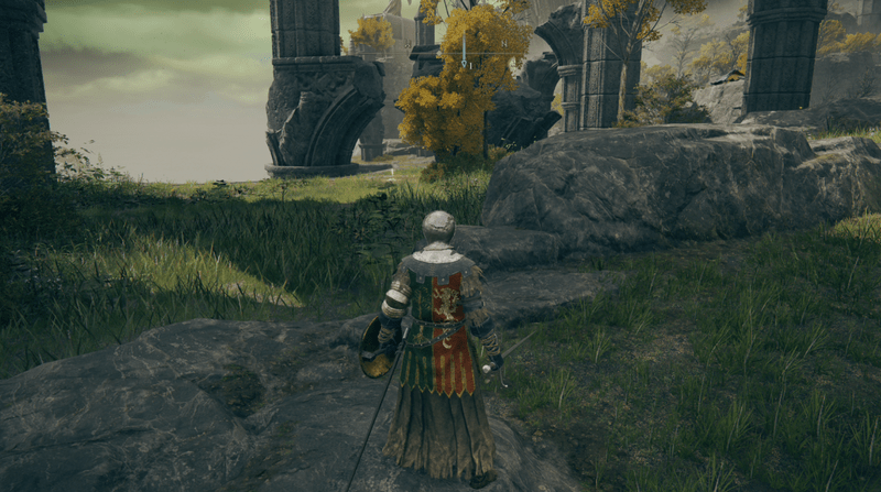 海を臨む古遺跡