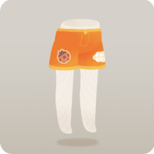 ワッペン付き半ズボン