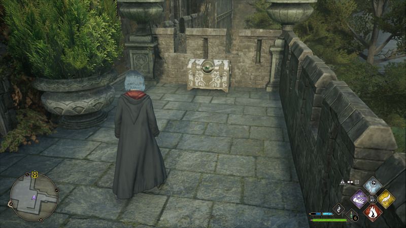 西塔外の目玉宝箱