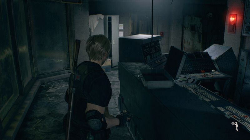 宝飾のある首飾り