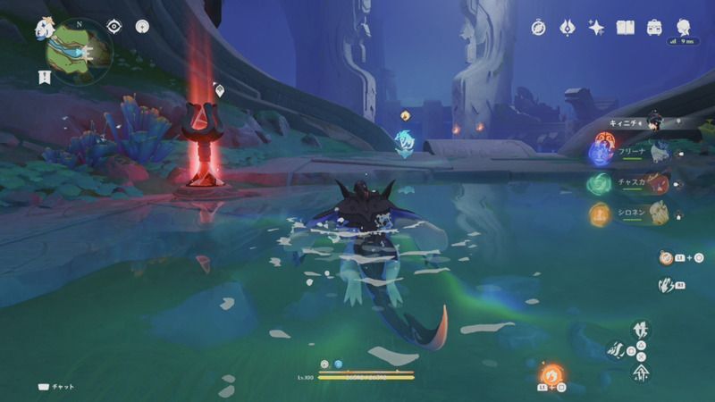 引き続き道なりに進んでいく