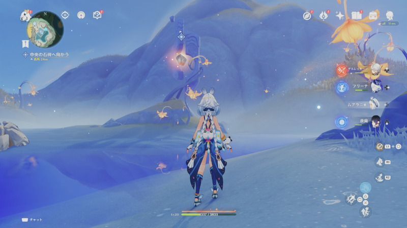 中央の石碑を調べる