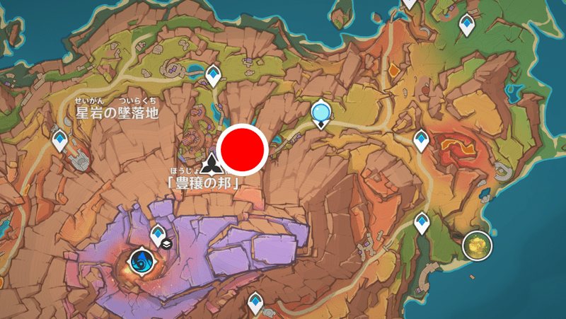 畑に潜むキノコの気配