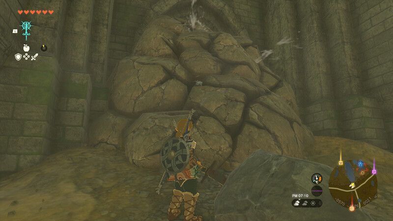 ①時の神殿跡前の岩を壊し水を抜く