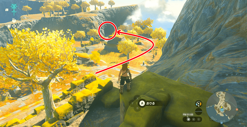 海辺の洞窟を進み