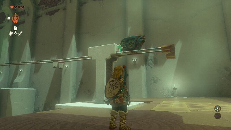 タイヤを白い板の上に取り付ける