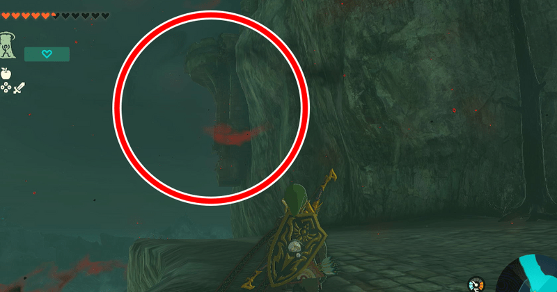 瓦礫と崖を登り