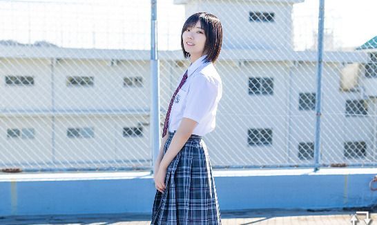 藤吉夏鈴［夏空制服］