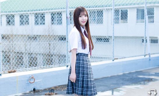 上村莉菜［夏空制服］