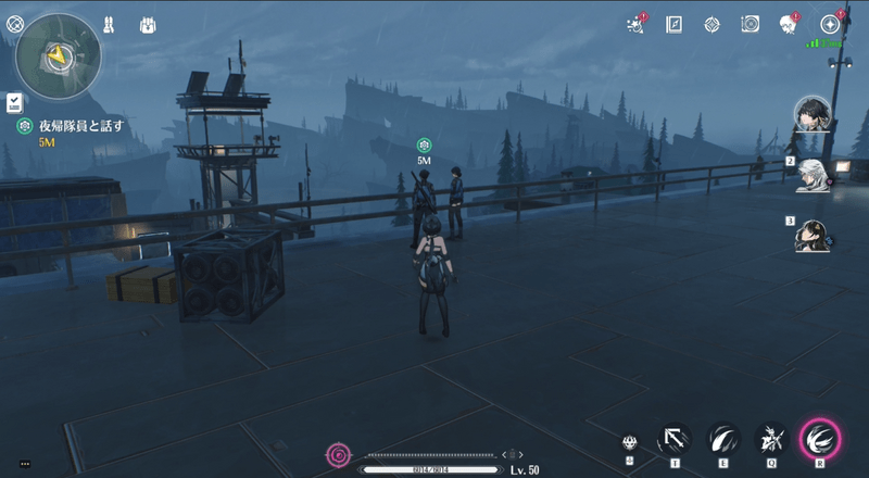 夜帰隊員と話す