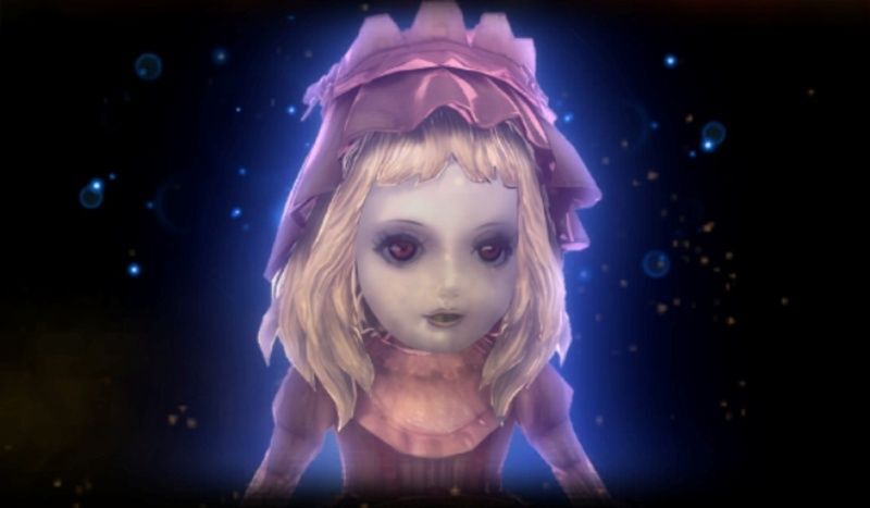 予言する緋のビスクドール