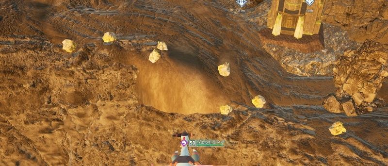 永炎の同志の塔 入口