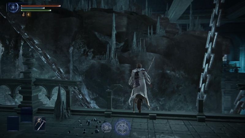 吊るされた結晶に乗る