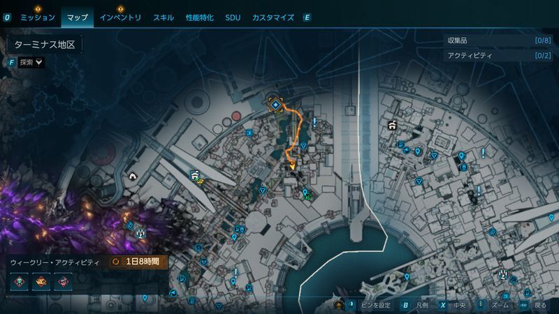 北上し、施設の入口へ向かう