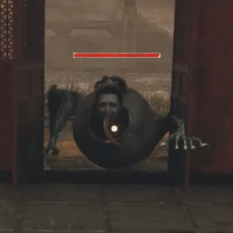ツボに擬態した敵