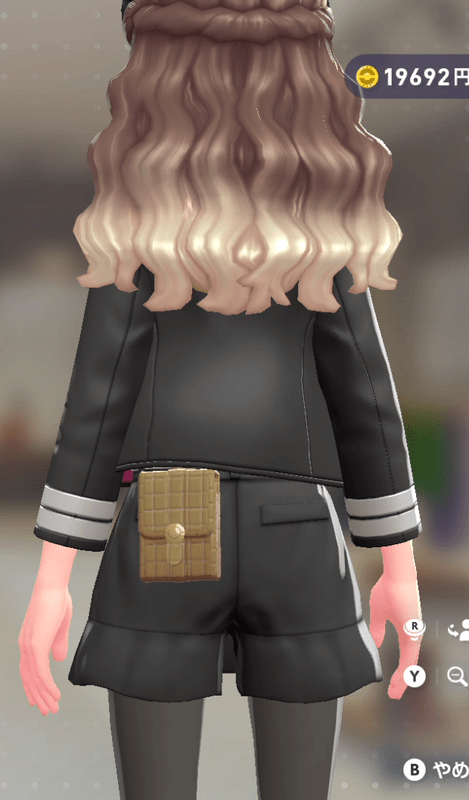 レザースクエアポーチ