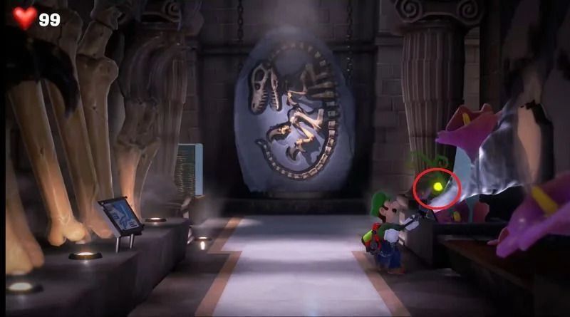 スイッチにストロボを当てる