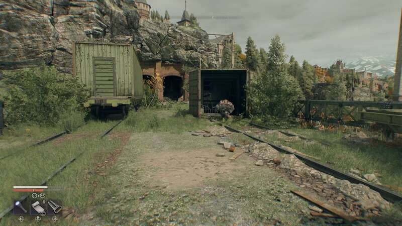 奥の車両からゾンビが出てくるので倒す