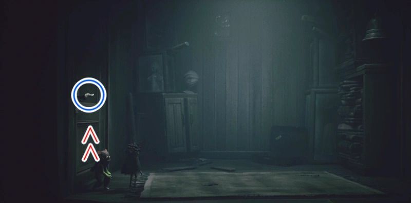 鎖を登ったら、左方向へと進んで扉を協力して開ける