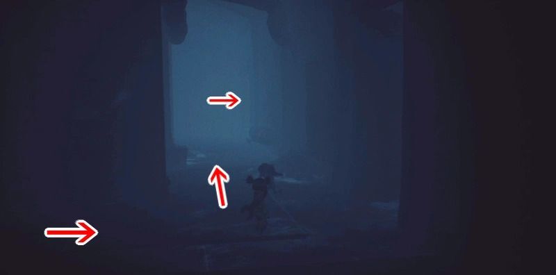 L字通路の右奥に進む