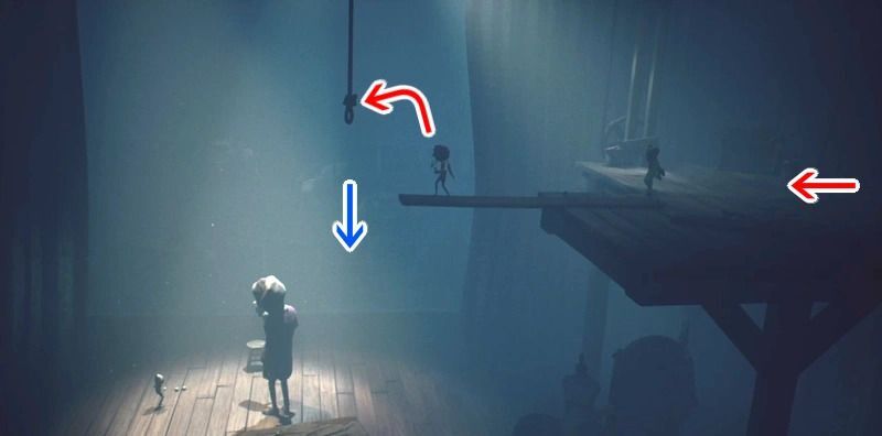 梁を伝って吊りロープへ