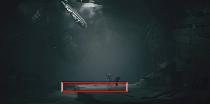 奥側中央が崩れる