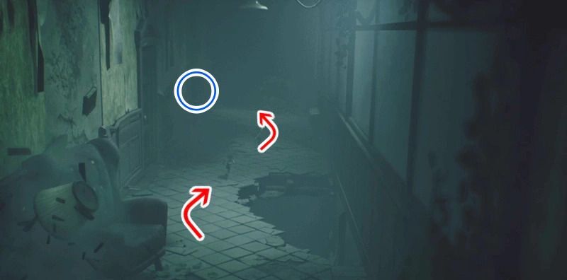 穴を回避しつつ上の壁穴へ