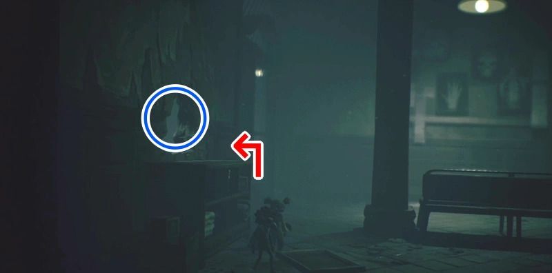 アローンで扉の中に入り、壁の亀裂をスパナで壊す