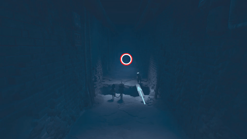 崩落地点を越えて洞穴に入る