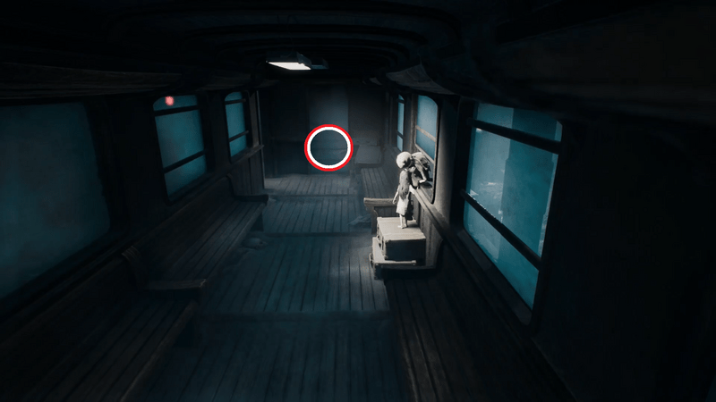 画面の奥から先頭車両に向かう