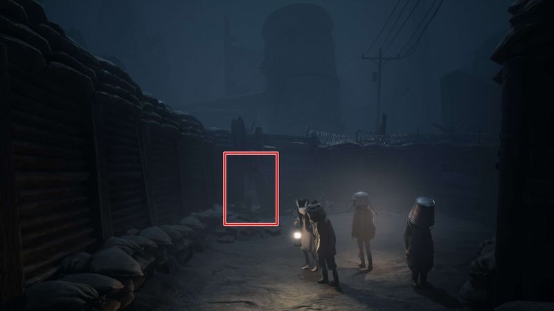 塹壕を進んで広いエリアに出たら正面の穴に入る