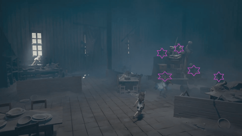 台の付近で複数の人形と交戦する