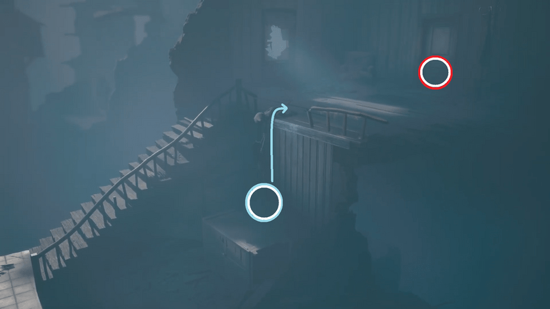 階段は使わず横の段差を使って登る